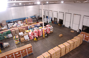 Loading trucks at Flora Logistics